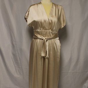 Elevate your style with this exquisite Size 10 Tan Satin Dress by Anne Klein!